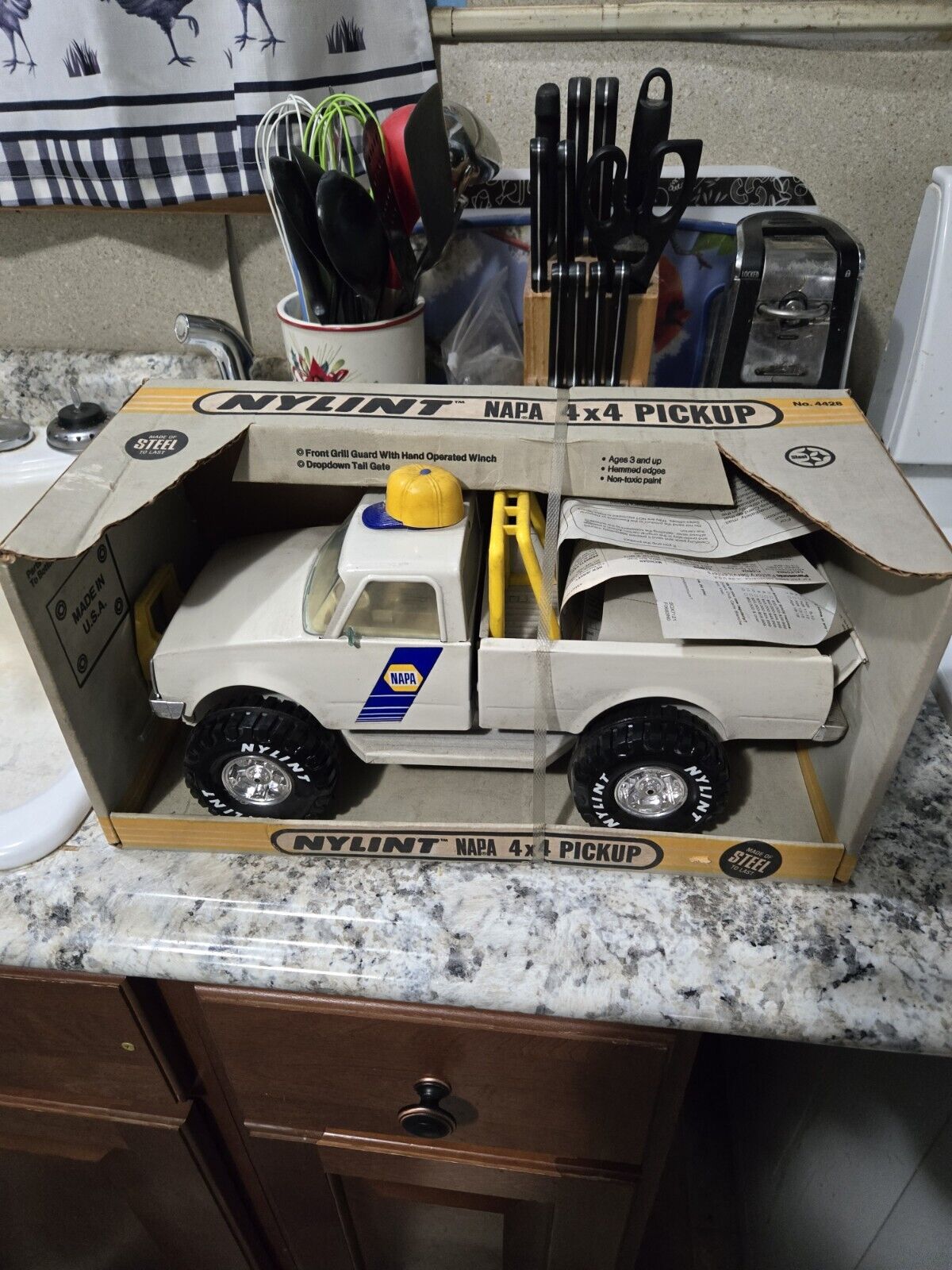 Picture 2 of 11
