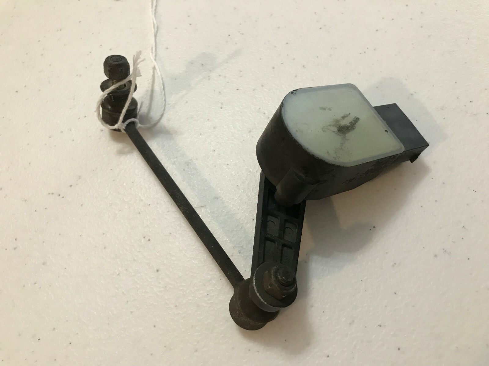 07 MASERATI QUATTROPORTE M139, 4.2 V8 FRONT LEFT SUSPENSION HEIGHT LEVEL SENSOR 