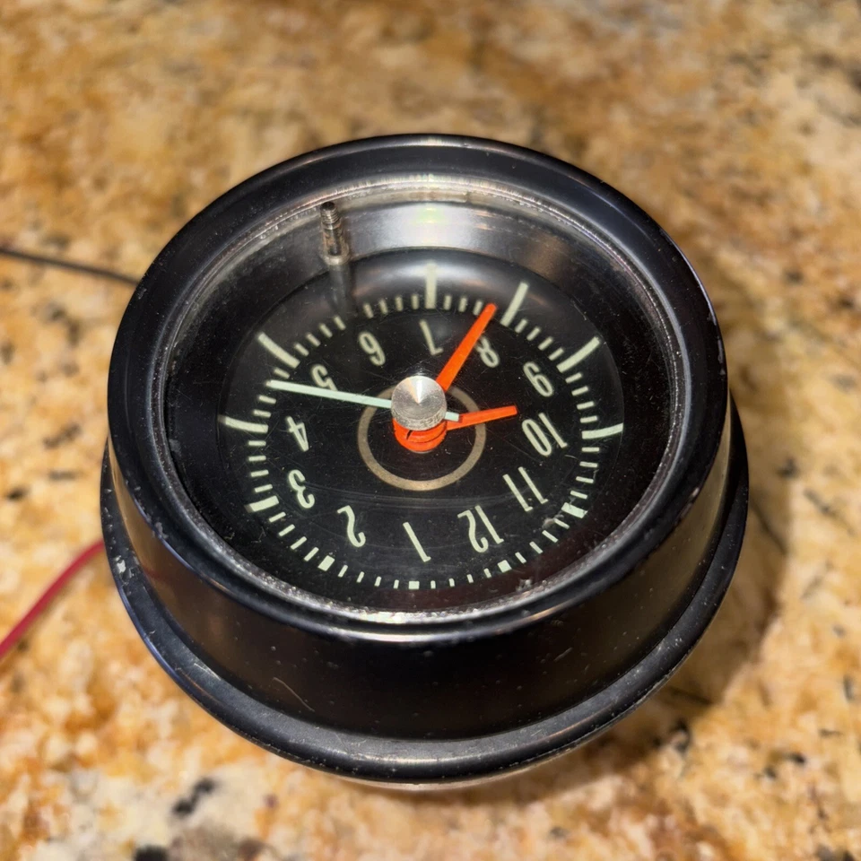 Reloj consola GM 1967 1968 Camaro RS SS - FIREBIRD 400 CHEVROLET PONTIAC Foto 3 de 4