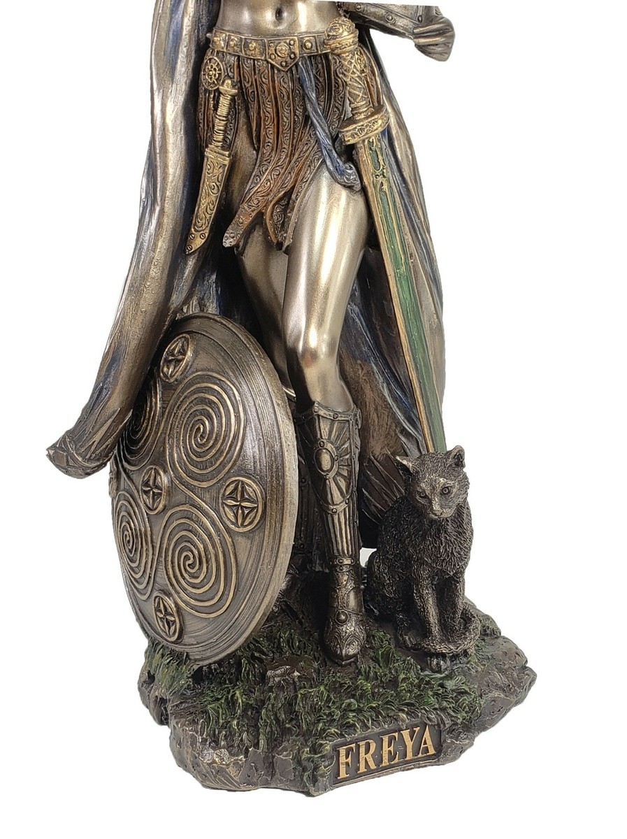 Veronese Freya: Statuetta Decorativa Della Dea Nordica Dell'Amore – Bronzata E Colorata A Mano, 26 Cm