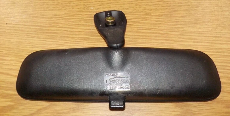 Espejo retrovisor KIA Spectra5 2006 con atenuación manual - negro Foto 2 de 3