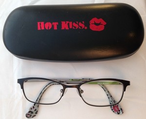 hot kiss eyeglasses