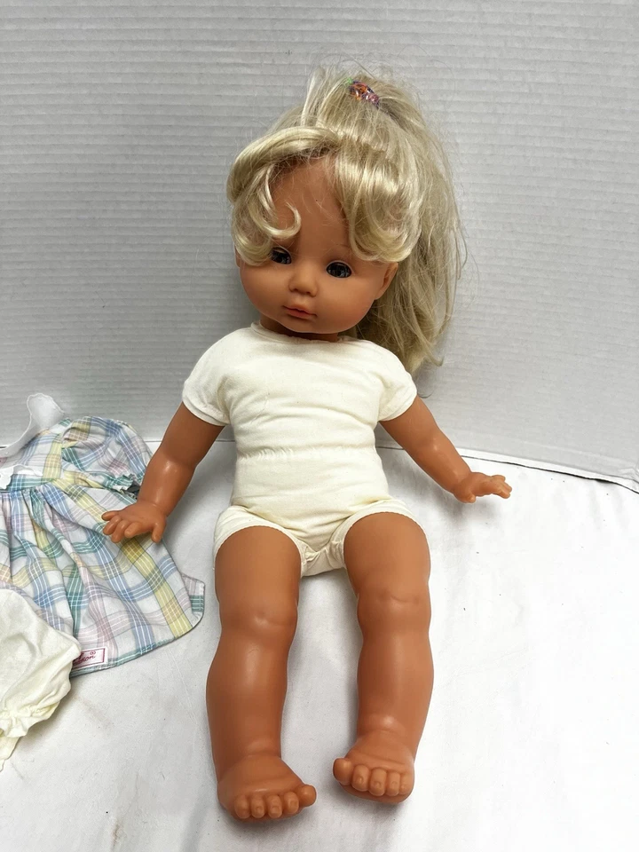"Muñeca niña rubia Max Zapf 1987 vintage con atuendo original 21""" Foto 2 de 4