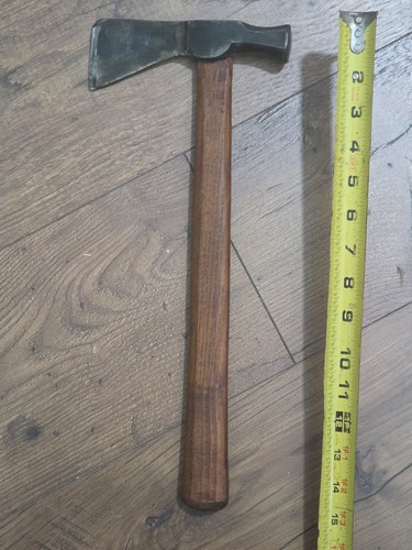 Poll Tomahawk