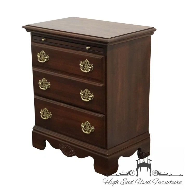 MUEBLES KINCAID Colección Lenoir Cerezo Sólido Estilo Tradicional 26" Dos Dr... Foto 2 de 4