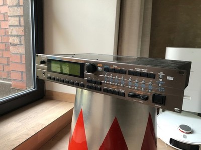 Roland XV-5080 128 Voice Synthesizer / Sample Player + EXPANSIONS