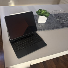 Apple iPad Air 11 Zoll 64GB Wi‑Fi Grau + Magic Keyboard + Apple Pencil