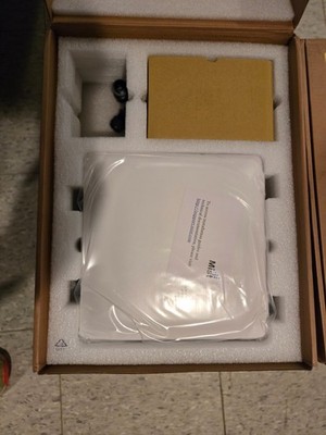 Juniper Mist AP61-US   New In Box, Opened to take picture only