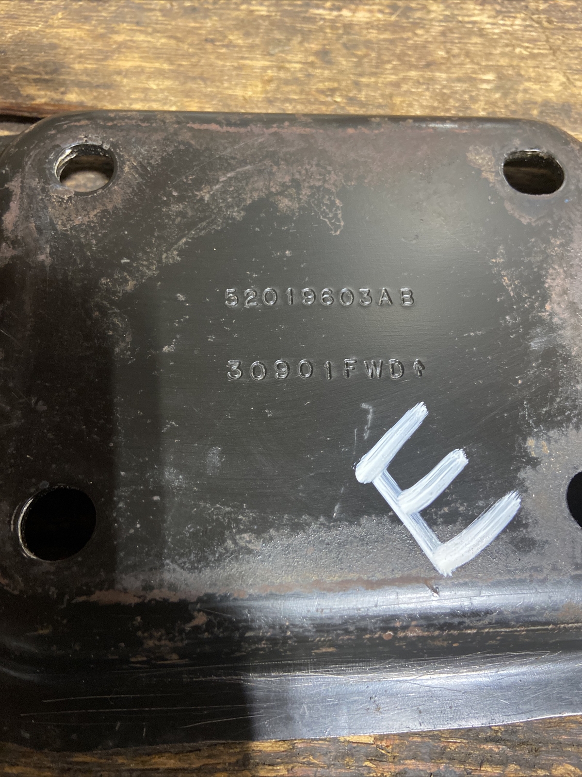 1998 2002 DODGE RAM 2500 3500 CUMMINS 6SPD NV5600 TRANSMISSION MOUNT