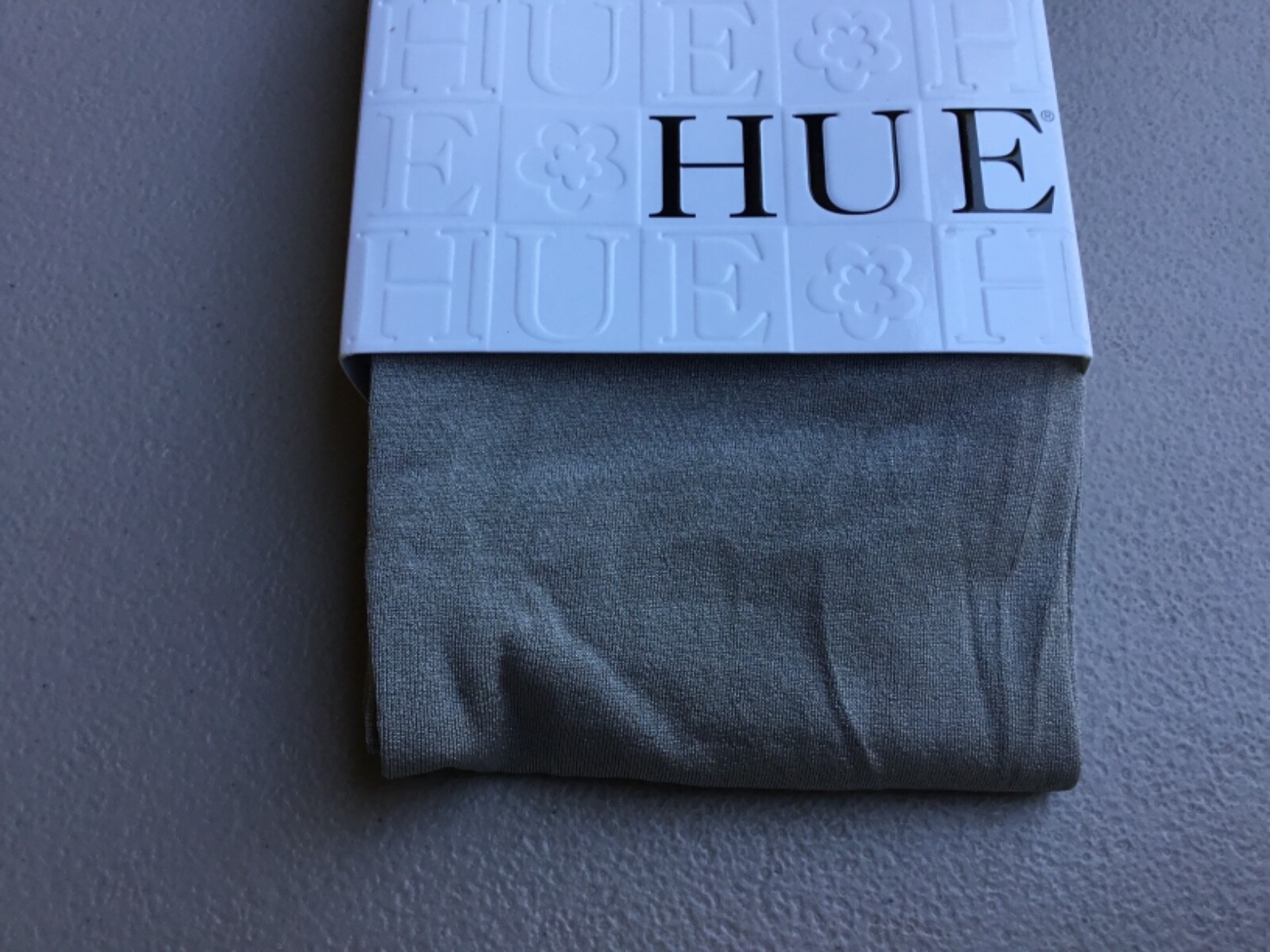 NWT Women's Hue Metallic Luster Tights Size S/M Silver 1361L eBay