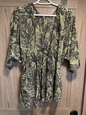 CHARLOTTE RUSSE WOMENS ANIMAL PRINT BLOUSE COVER SHEER TIE WAIST 3/4 SLEEVE L