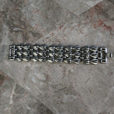 Silver Tone Abstract Arrow Linked Bracelet 7''