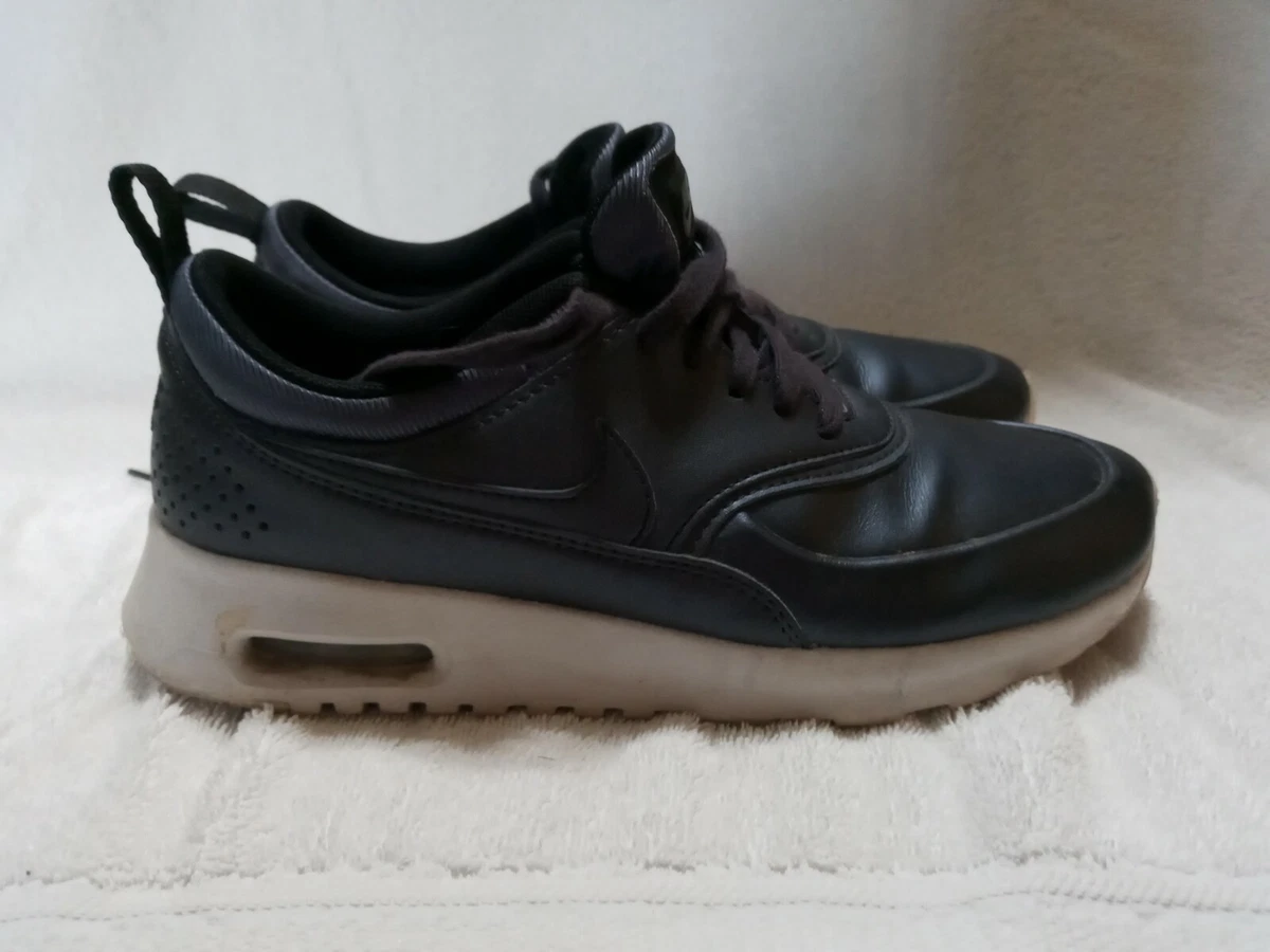 Nike thea size shop 7