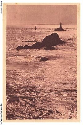 AQCP11 0754 29 - La Pointe Du Raz - der Leuchtturm Von Alt - Zur Away L' Ile De