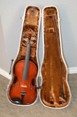 Glaesel V130E 4/4 Violin; Stradivarius Copy Violin W/ Bow &  hard Case