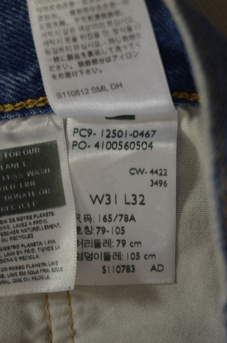 LEVIS Limited Edition 150th W31 L32 14 WOMEN Anniversary 501 JEANS Heart Patch - Picture 4 of 23