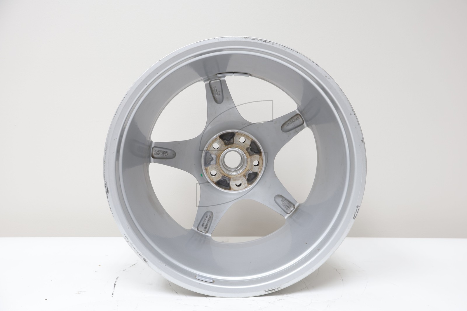 FEU-194187-A2 REAR WHEEL RIM 10JX19 Ferrari - Used Parts USED