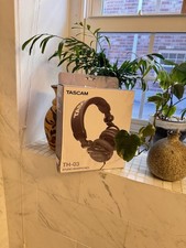 TASCAM TH-03 wired Studio/DJ Headphones Foldable Over Ear 9.8 Ft Cord