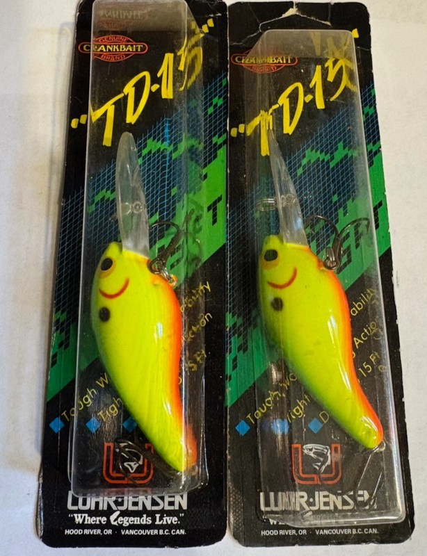2 NEW Vintage LUHR-JENSON Pre-Rapala Fishing Lures TD-15 CRANKBAITS Chart Shad