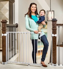 Regalo 1230DS 2-in-1 Stairway and Hallway Wall Mounted Baby Gate - White