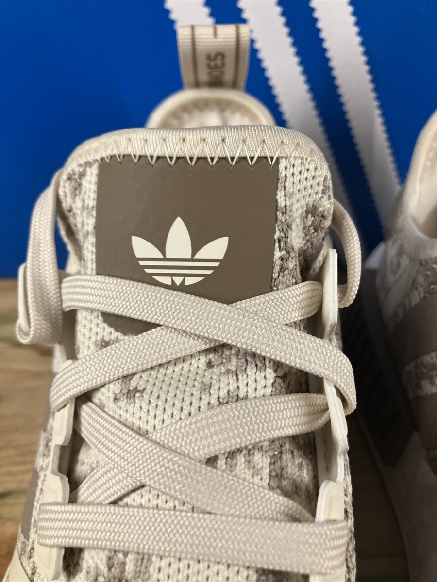 $149 Adidas NMD_R1 IE9614 Sneakers Women's US 9.5 Wonder
