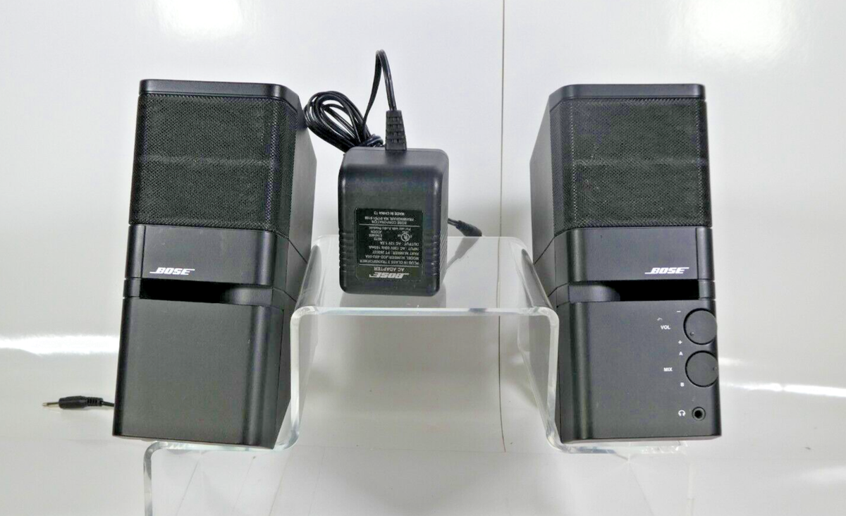 Bose MediaMate Computer Speakers with AC Adapter and Red/White