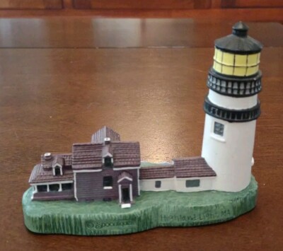 Spoontiques No. 9089 Cape Cod Highland Maine Lighthouse Figurine 3.75 ...