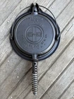Griswold Cast Iron Waffle Maker  American #8 152A Base Alaskan Handles RESTORED