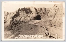 Postcard RPPC South Dakota Road Through the Pinnacles in Badlands c1935 66G