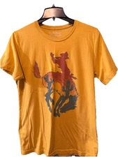 Rowdy Crowd Clothing Women’s T-shirt SZ M Bucking Bronco