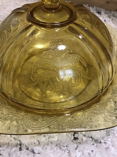 Madrid Amber Yellow Round Covered Butter Dish - Picture 2 of 5