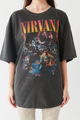 nirvana logo shirt