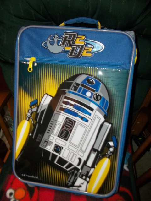 r2d2 suitcase disney store