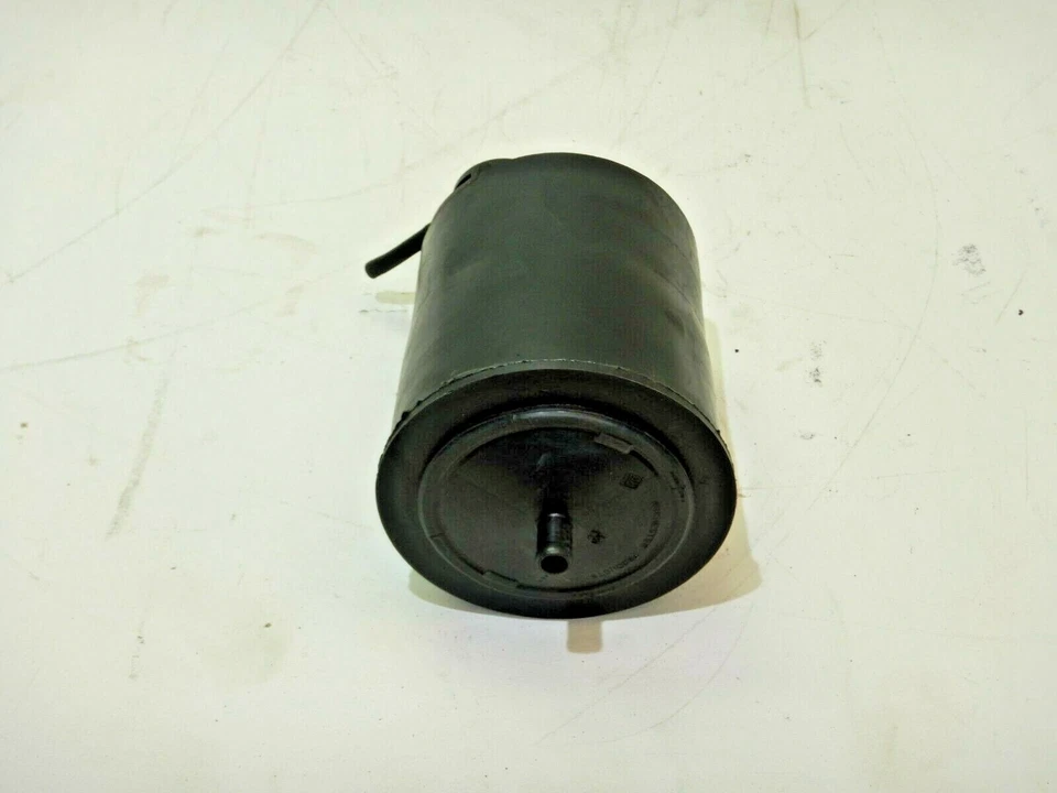 Bote de filtro de carbón Jeep Wrangler YJ 87-90 OEM 4 cilindros 2,5 ENVÍO GRATUITO Foto 3 de 4