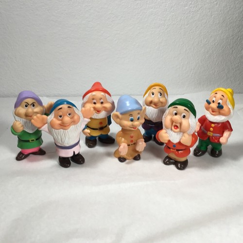 VTG Disney Snow White & The Seven Dwarfs 5" Bath Toys Set w/ Case, New SLEEPY - Picture 4 of 16