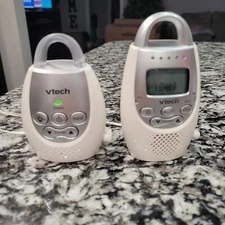 Vtech Baby Monitor Lot - (1) DM221-PU & (1) DM221-BU with Chargers- TESTED
