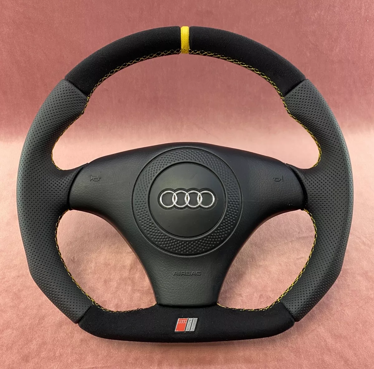 AUDI TT MK1 custom steering wheel + ALCANTARA YELLOW STRIPE