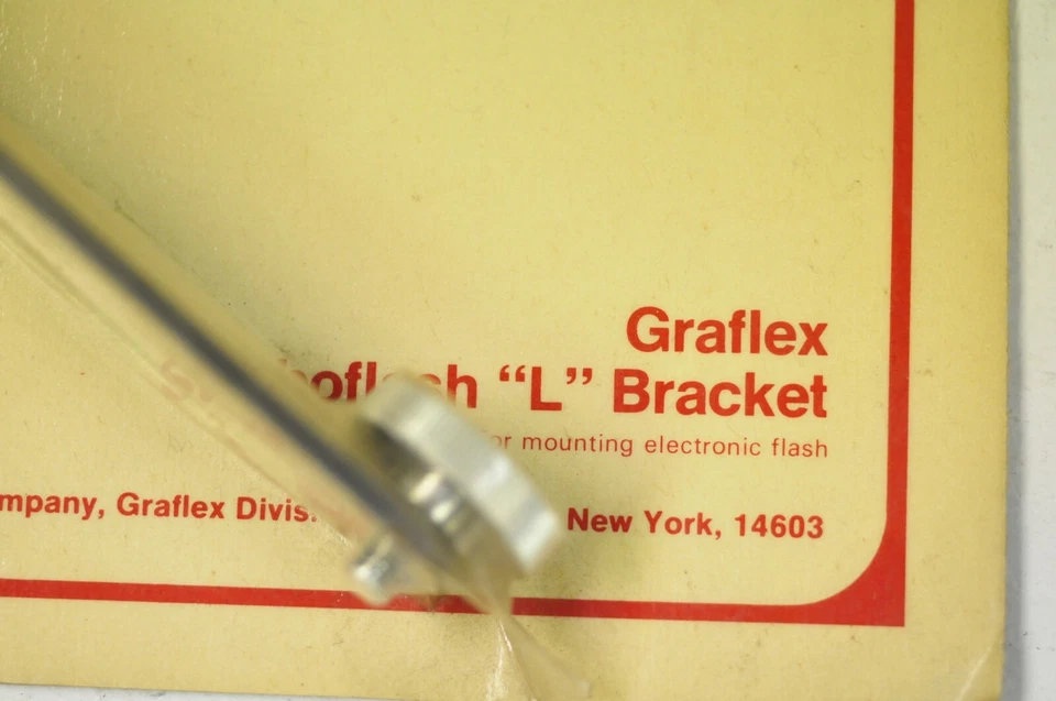 Graflex Stroboflash "L" bracket. Product #2065. New - Image 2 of 4