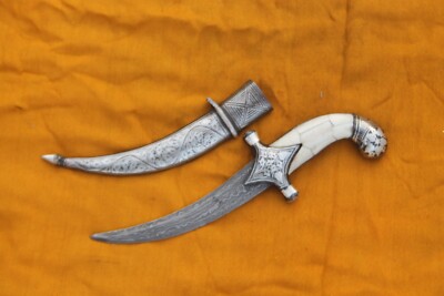 old vintg. Rajput Sikh silver inlaid parrot head chip handle wedding dagger gift