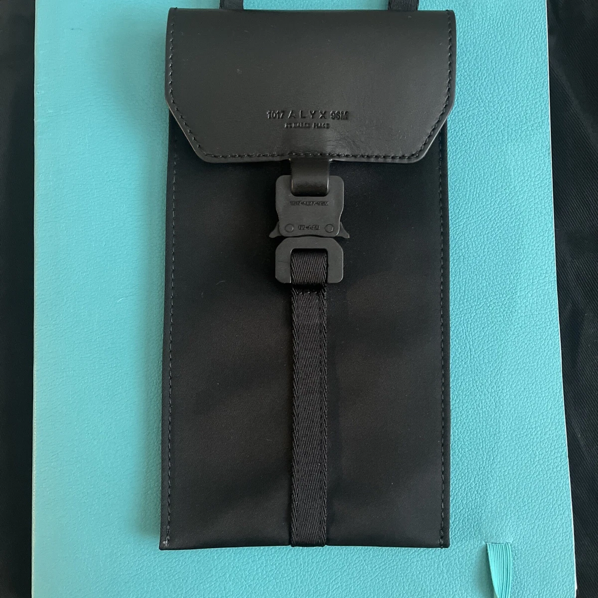 Alyx phone buckle pouch 1017 ALYX 9SM Black Leather Buckle Strap 