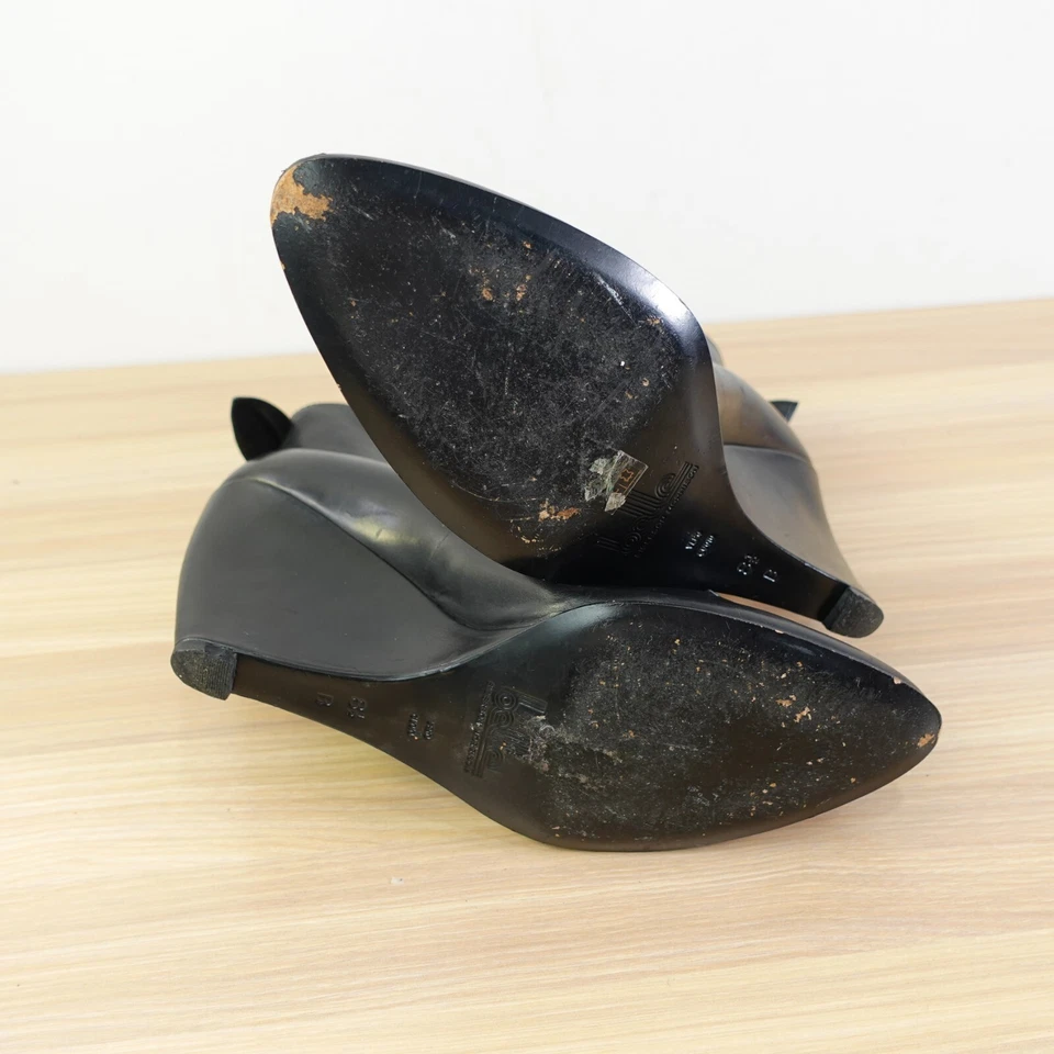 Botas de cuña de cuero al tobillo negras para mujer botín recortado 8,5 SIGERSON MORRISON $445 Foto 3 de 4