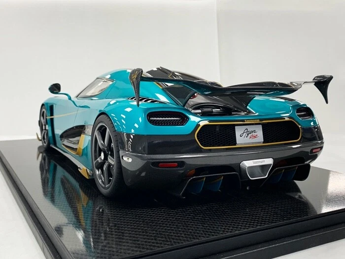 1/8 Fronti Art Koenigsegg Agera RSR 7122 In Blu Oceano Su Base In Fibra F134-86 - Immagine 4 di 4