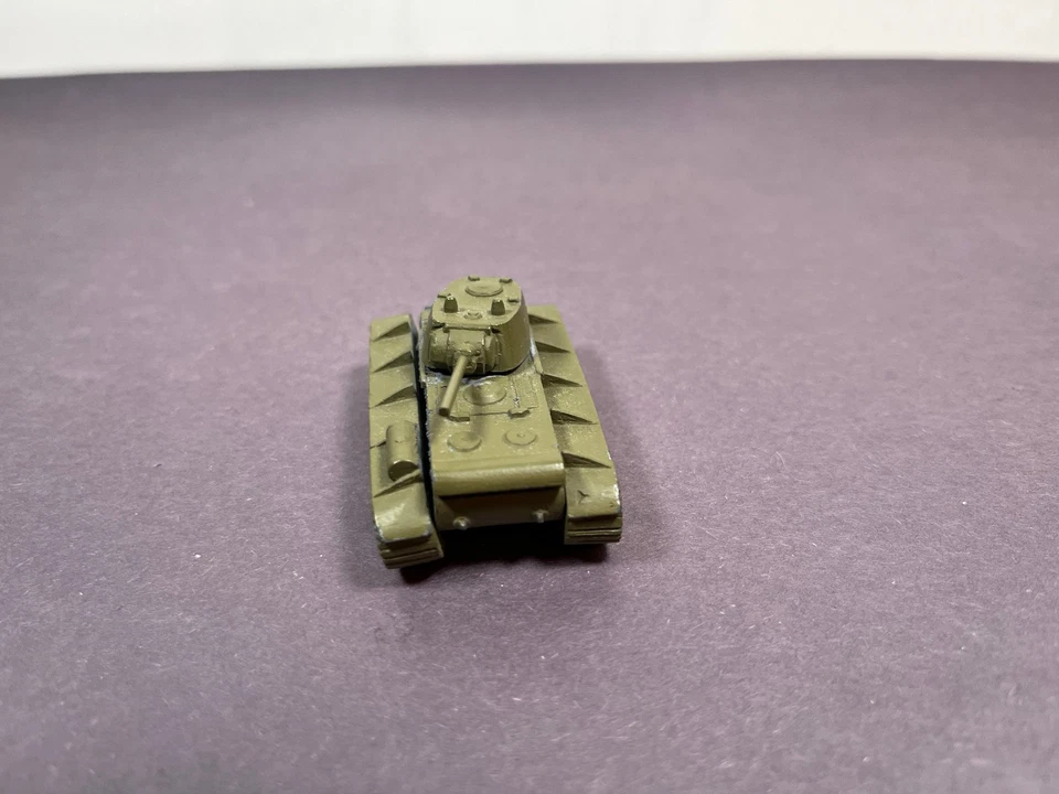 Vintage Authenticast Comet WWII RUSSIAN HEAVY TANK Metal - Image 2 of 4