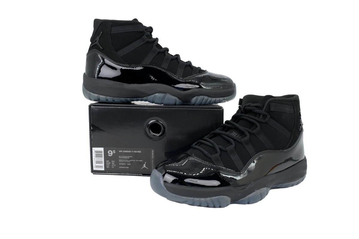 Air Jordan 11 Retro Cap and Gown Triple Black 2018 378037-005 Size 8.5 Nike Air Jordan 11 Retro  main image 2