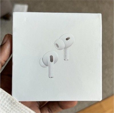 Apple AirPods Pro (2nd Gen) MagSafe Charging Case USB-C White