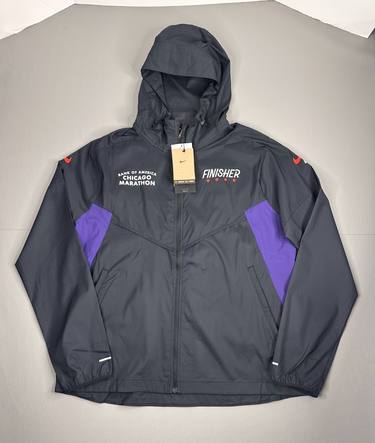 SACAI X NIKE Giacca Nike Windrunner Finisher Chicago Marathon 2024 media incredibilmente leggera