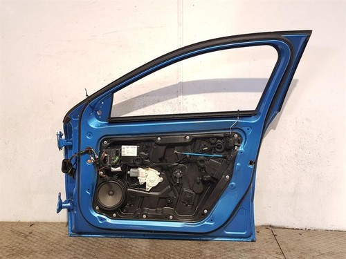 2012-2018 W176 MERCEDES A-CLASS FRONT DOOR RH DRIVER SIDE BLUE 5 DOOR HATCHBACK - Picture 9 of 17