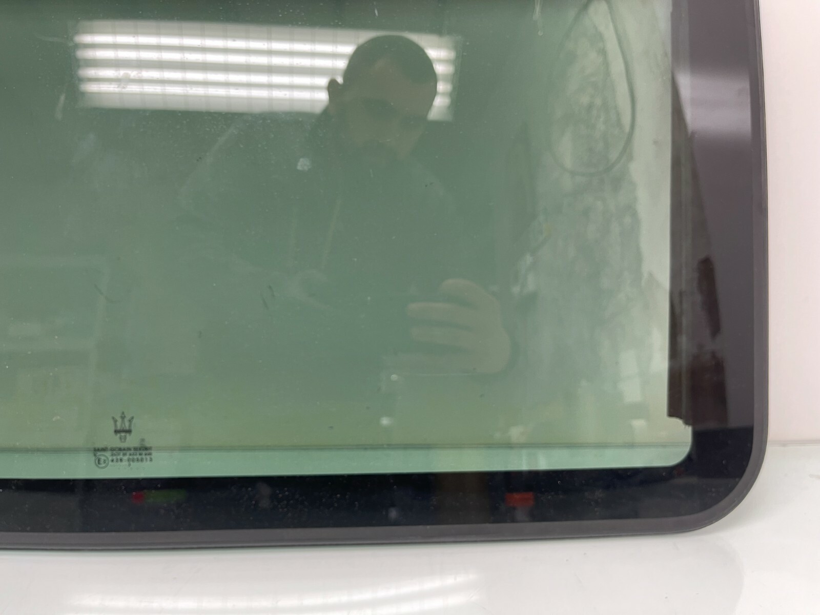 2007 Maserati Quattroporte M139 SUNROOF SUN ROOF SLIDING WINDOW GLASS OEM