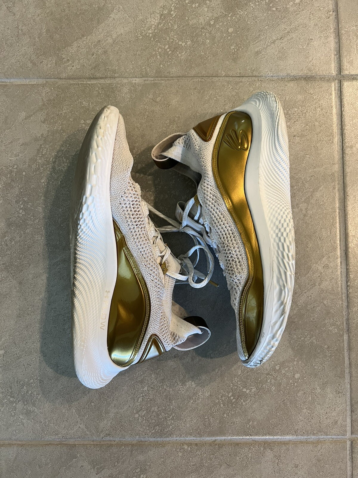 Under Armour UA Curry 8 Golden Flow 