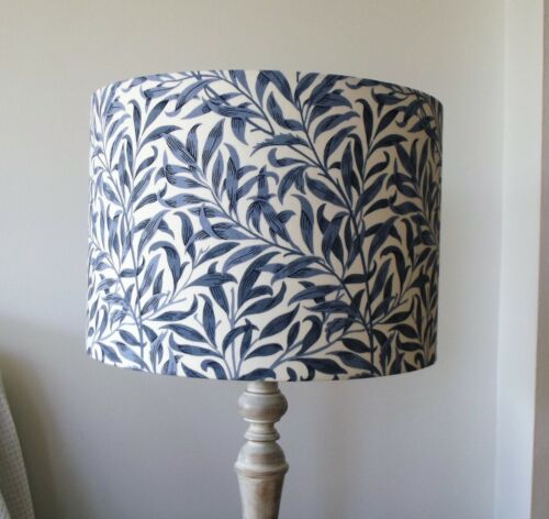 William Morris Lampshade Handmade In Willow Leaf Minor Blue Fabric - Afbeelding 1 van 5